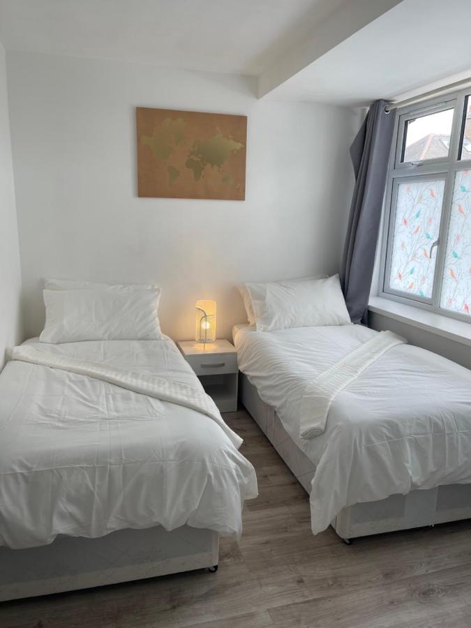 Ferienwohnung Studio Flat Fully Equipped London Borough of London Borough of Croydon Exterior foto